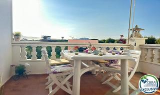 Appartement à Alberes 42. Apartamento con licencia turística de 2 habitaciones con fácil a