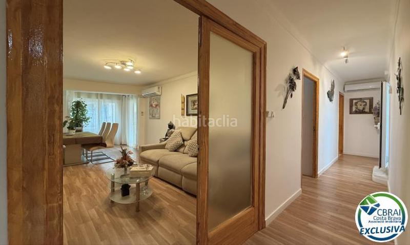 Foto c6915592-f43b-456c-a327-9c4159fd45c6. Appartamento in de madrid 17 in Centre Roses