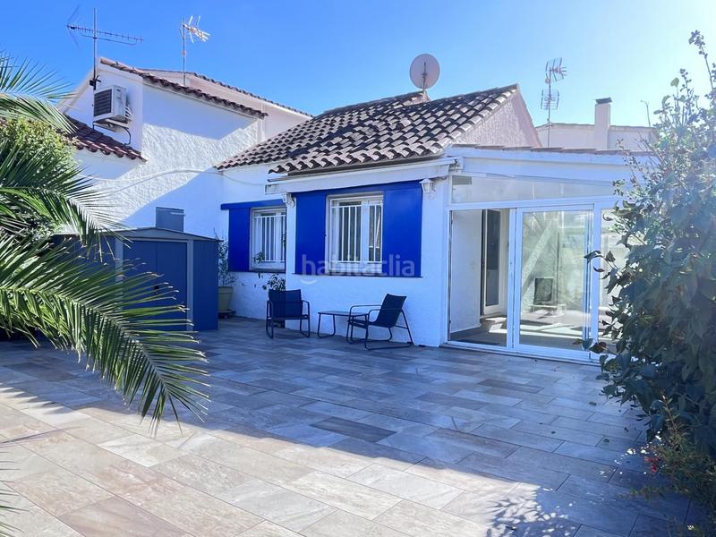 Foto c1c6ff74-a399-46c8-8d7e-e171f74cbee8. Casa adossada a port estaca 18 a Santa Margarida Roses