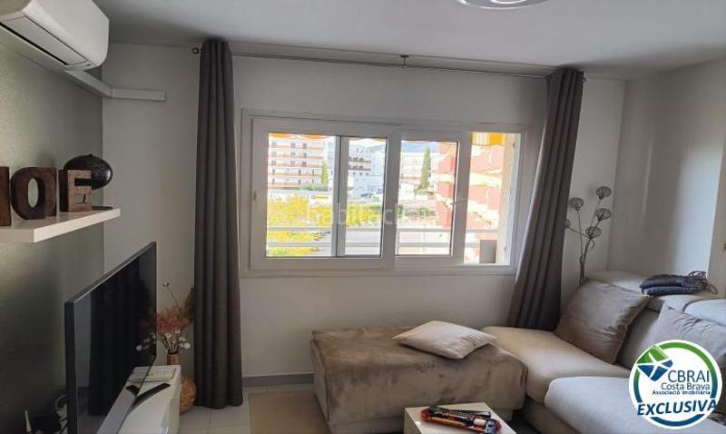 Foto 8652d75b-e74e-4599-8782-bfcfee20fb26. Flat in de mercè rodoreda 1 in Puig Rom-Canyelles-Almadrava Roses