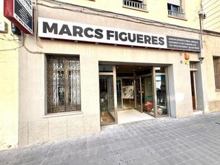 Local Comercial a Migdia 12. Oportunidad única a figueres! local comercial con negocio consol