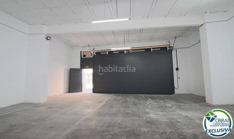 Foto 7dfec105-7d33-4e7b-b86c-ba7974bb7eb9. Car parking in de salvador dalí i domènech 56 in Centre Figueres