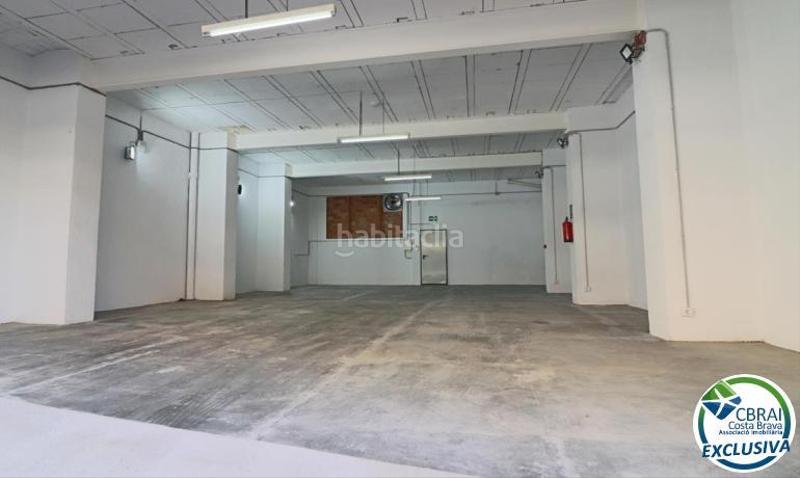 Foto 8ba5ab84-d76a-42cf-ad27-59e89cb13cf2. Car parking in de salvador dalí i domènech 56 in Centre Figueres