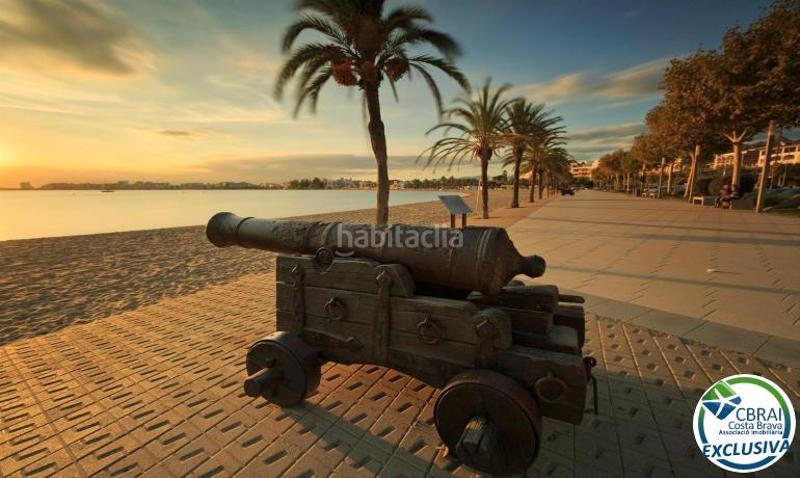 Foto 46d756d9-4b5e-46af-be27-f3bbaa5ccf13. Appartamento in de manuel milà i fontanals 30 in Puig Rom-Canyelles-Almadrava Roses