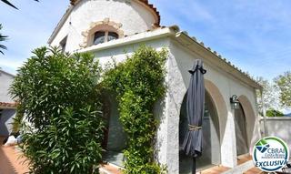 Chalet  Llobregat 54d. Empuriabrava magnífica casa de dos dormitorios en venta