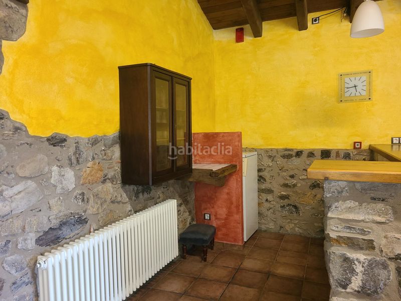Foto 1094bb27-b673-45e6-9ed6-1c0e305520de. Masia a vall de bianya a Sant Joan les Fonts