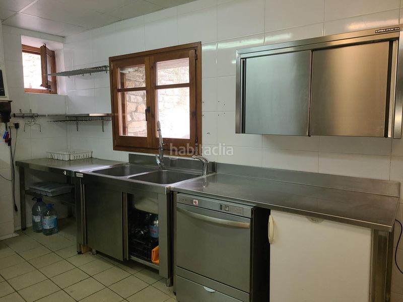 Foto 2a5fb9ce-7072-46b5-8aa4-1bdbdbd7a9f3. Masia a vall de bianya a Sant Joan les Fonts