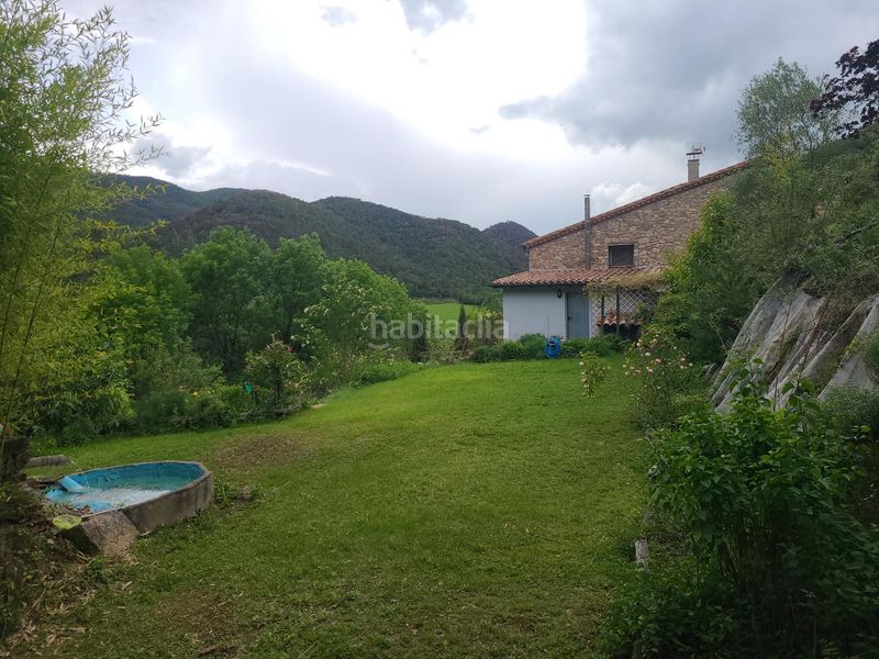 Foto 926c9b0a-f1b8-405e-88ff-6e0ee3a565f1. Masia a vall de bianya a Sant Joan les Fonts