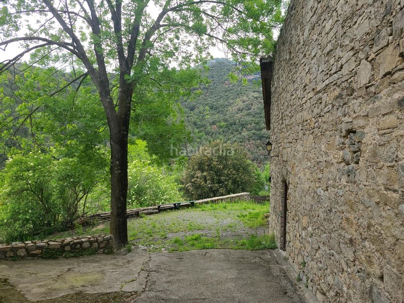 Foto b942ab56-2455-41ce-9c7b-96c79265004b. Masia a vall de bianya a Sant Joan les Fonts