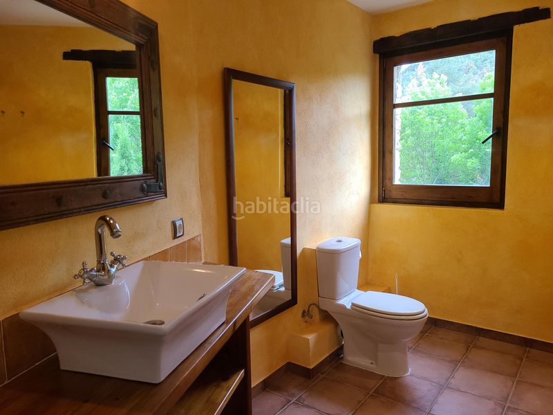 Foto e3c7f133-7834-4413-8d66-891d2852eb06. Masia a vall de bianya a Sant Joan les Fonts