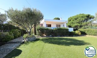 Xalet a La musclera 14. Casa con vistas al mar en cap de vol  exclusividad y encanto en