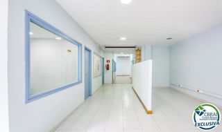 Local Comercial a del Doctor Alexander Fleming 17