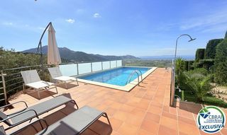 Chalet in Albacete 30. Villa panorámica con vistas al mar, piscina privada y gran jardí