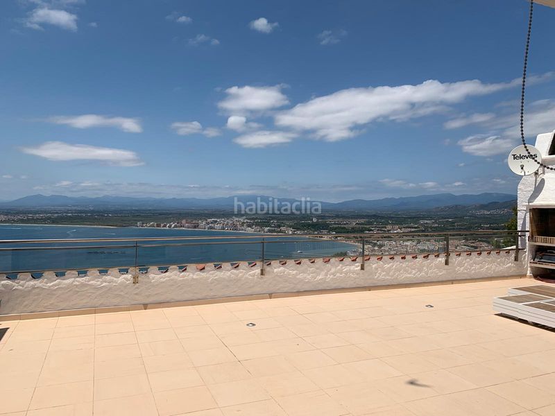 Foto 1e94957b-39a9-4e79-b488-0c0261f48c01. Dúplex en víctor català 13 magnifico duplex con vistas al mar en puig rom en Roses