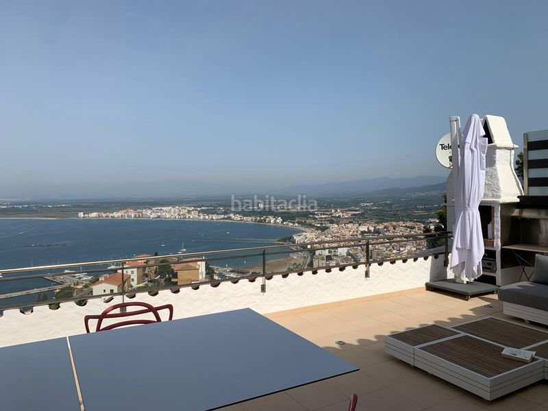Foto 4630b06c-8322-47ec-8712-f0608fd842a5. Dúplex en víctor català 13 magnifico duplex con vistas al mar en puig rom en Roses