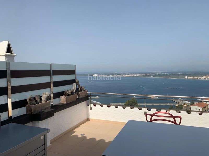 Foto 48d60da7-412a-40ee-9694-b8d3dc52741e. Dúplex en víctor català 13 magnifico duplex con vistas al mar en puig rom en Roses