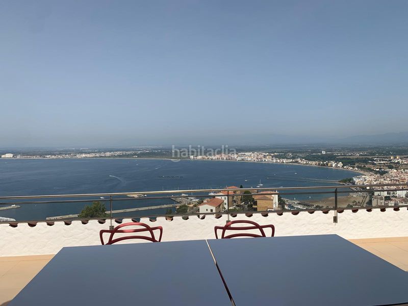 Foto 85470bfd-ba7f-4b9d-8529-44f32bd8b633. Dúplex en víctor català 13 magnifico duplex con vistas al mar en puig rom en Roses