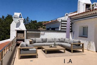 Dúplex a Víctor català 13. Magnifico duplex con vistas al mar en puig rom