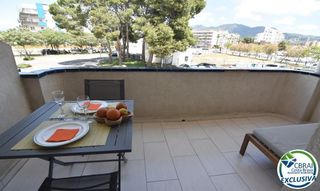 Studiowohnung in Port joan 27. Encantador estudio con terraza en santa margarita, roses