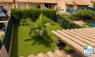 Casa adossada  De l'arenal 13. Bonita casa adosada muy bien situada.