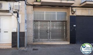 Local Comercial a Del doctor alexander fleming 2. Local comercial en el centro de roses.
