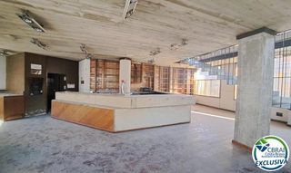 Local Comercial a de Tapís 4