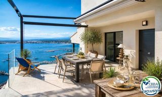 Chalet  De joan margarit 5. Elegante chalet mediterráneo con jacuzzi, garaje y espectaculare