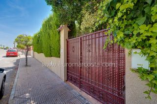 Chalet  Calle josé carreras. Se vende magnífico chalet independiente en la exclusiva urbaniza