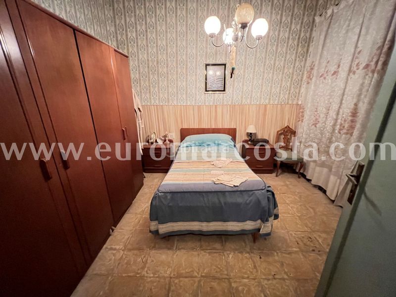 Foto a15810b5-afb3-42bc-b2e7-b5d463d539be. Masia amb aparcament a La Marina Elche / Elx