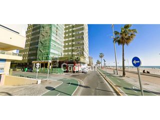 Miete Büro  Calle fernández ballesteros. Local en alquiler zona residencia