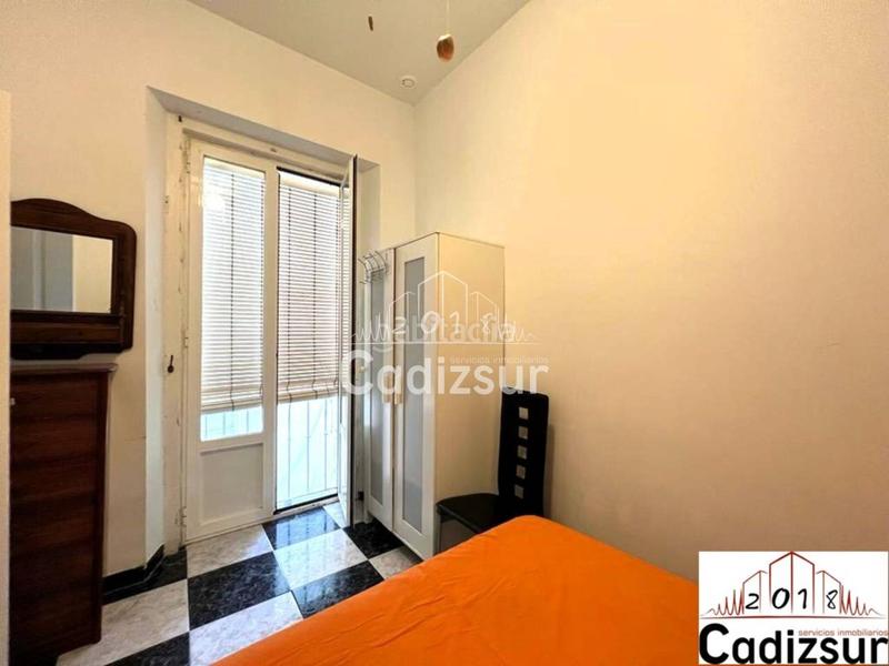 Foto dc0965fb-7953-4434-b89d-f65bf7aef001. Miete etagenwohnung in La Caleta - La Viña Cádiz