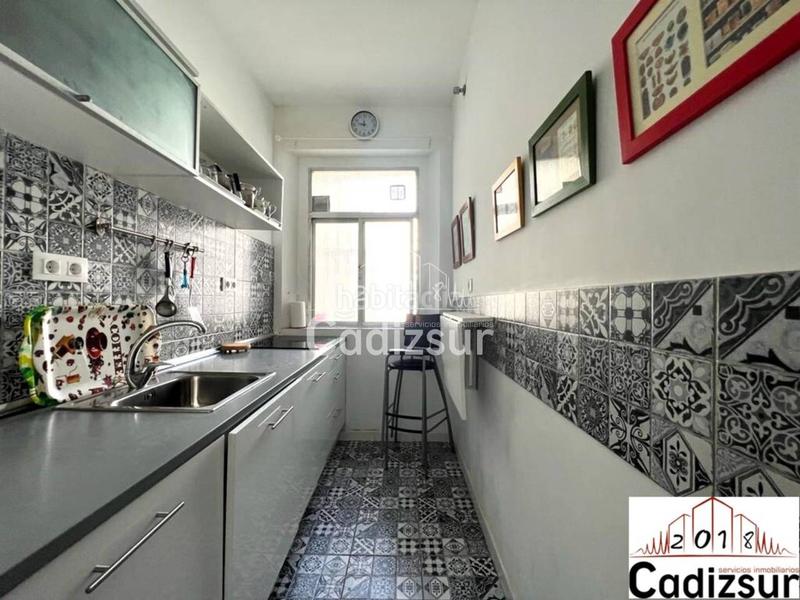 Foto 8a151cf0-0a5d-4fb2-b31d-6ebee9b98995. Rent flat in La Caleta - La Viña Cádiz