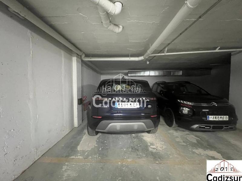 Foto 6720dc4c-f229-4c9c-8015-c2ef9a3bf1a2. Parking coche garaje en venta en la laguna en Paseo Marítimo - San José - La Laguna Cádiz