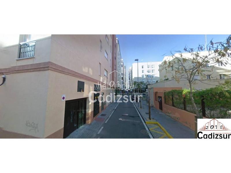 Foto d690677e-4557-428e-a1c2-737c5da14f66. Parking coche garaje en venta en la laguna en Paseo Marítimo - San José - La Laguna Cádiz