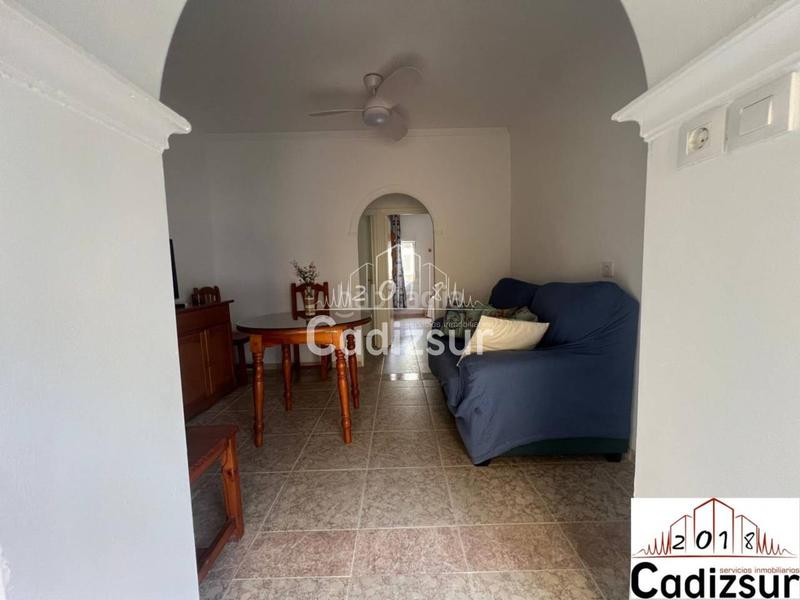Foto 41f996fb-26da-4603-a264-9bc27d2ecc66. Affitto appartamento in Paseo Marítimo - San José - La Laguna Cádiz