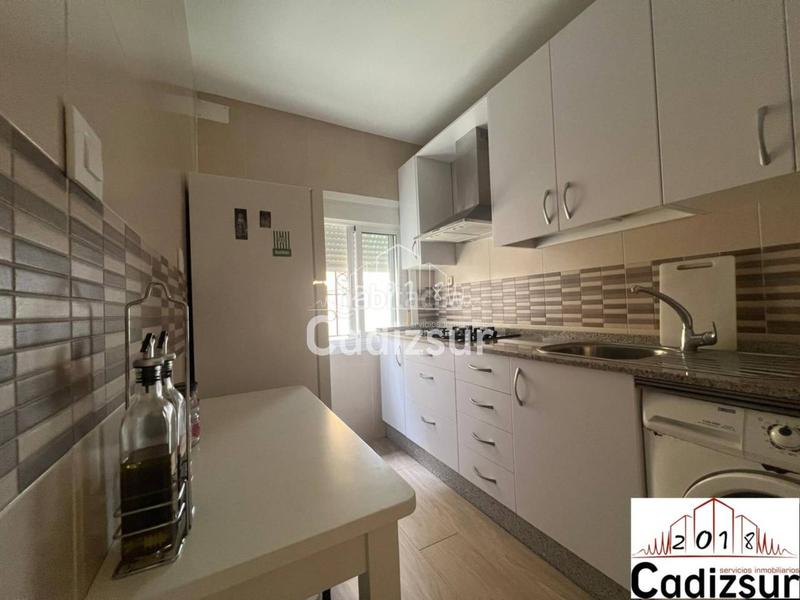 Foto b8a69620-8008-4fe1-bed6-7661a96ba849. Affitto appartamento in Paseo Marítimo - San José - La Laguna Cádiz