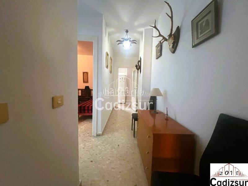 Foto b5ae15ad-6e2e-4e27-baf6-4d2723451b1a. Piso  en playa victoria en Paseo Marítimo - San José - La Laguna Cádiz