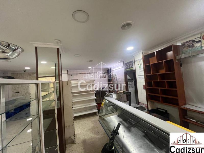 Foto 36d29ef5-7e7f-4003-9cf5-f976dc321b14. Local comercial venta de local comercial en zona san felipevarela en Cádiz