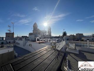 Attique à Centro Histórico. Ático en zona catedral