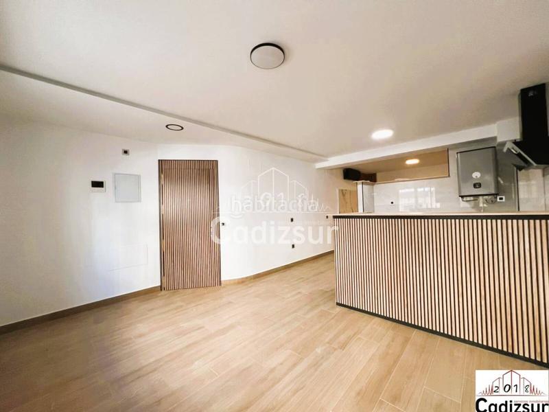 Foto 640ba24b-577a-410c-a6d6-ebf62fa46495. Loft in Paseo Marítimo - San José - La Laguna Cádiz