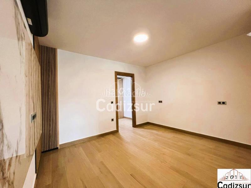 Foto c158fa79-1f15-43fb-a956-d31ed6f93e95. Loft in Paseo Marítimo - San José - La Laguna Cádiz