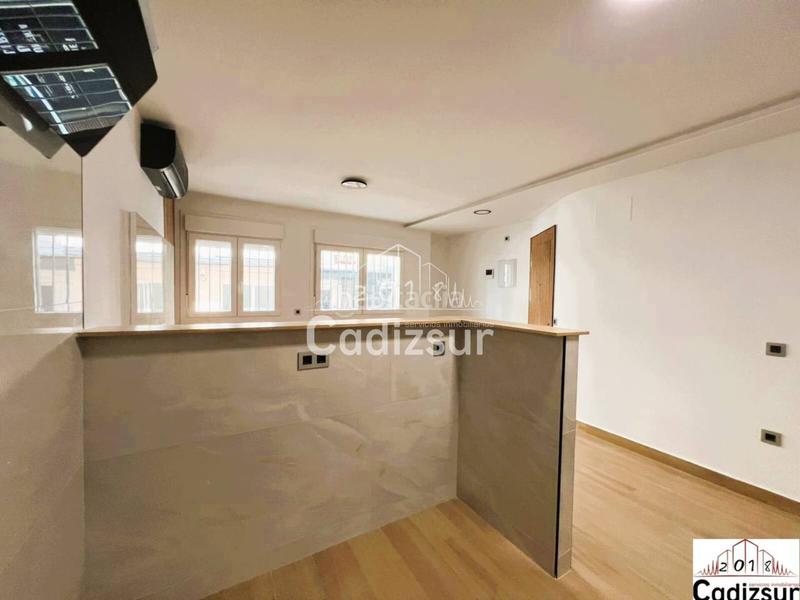 Foto dc0899ec-ea8c-486a-8b11-343d80ba8d24. Loft in Paseo Marítimo - San José - La Laguna Cádiz