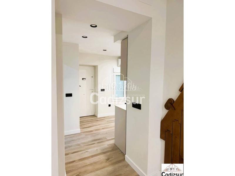 Foto 58e7ab71-46db-4b1b-8042-a9d495e7f942. Apartamento venta de apartamento nuevo junto a la playa de caleta en Cádiz
