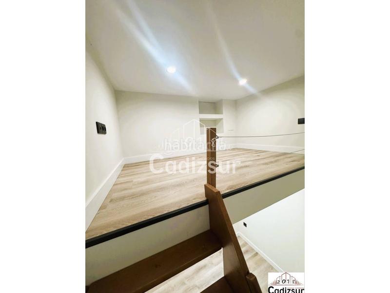 Foto c4d31187-75b0-4459-85cd-2658e645dfd8. Apartamento venta de apartamento nuevo junto a la playa de caleta en Cádiz