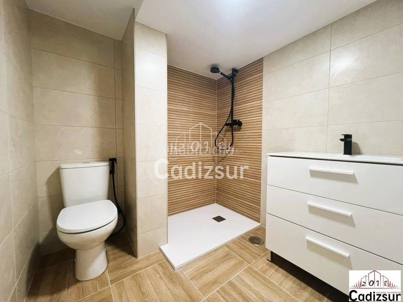 Foto 3e622951-da5f-46e1-9bbc-22c64e2b4d37. Oficina  en venta en zona asdrubal en Asdrúbal - Bahía Blanca Cádiz