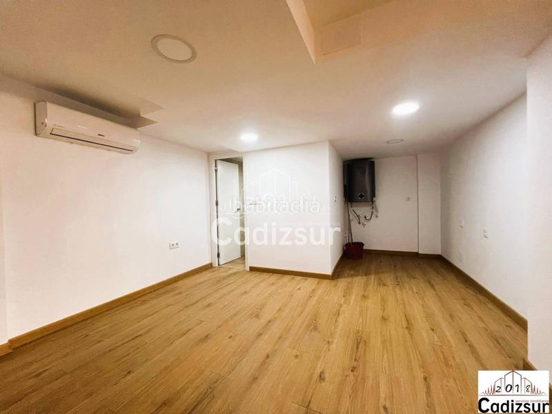 Foto 58e81eed-8252-4814-9642-bed1a3c6d913. Oficina  en venta en zona asdrubal en Asdrúbal - Bahía Blanca Cádiz