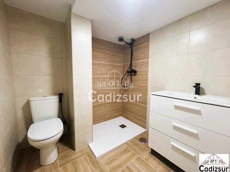 Foto 94a6da5f-6457-4cf9-b809-927db27eb50c. Oficina  en venta en zona asdrubal en Asdrúbal - Bahía Blanca Cádiz
