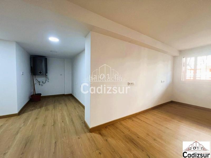 Foto fab8fe1e-2a36-482d-92df-436f01b653eb. Oficina  en venta en zona asdrubal en Asdrúbal - Bahía Blanca Cádiz