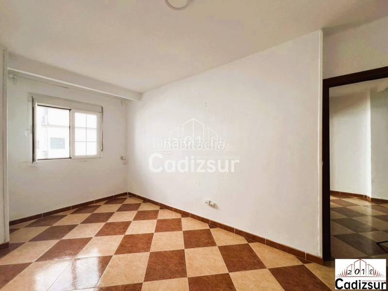 Foto 5cc1d4cd-e7b3-4d32-8ab5-7578ff6f331b. Piso venta de piso en la laguna en Paseo Marítimo - San José - La Laguna Cádiz