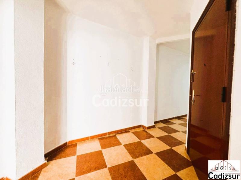 Foto edb79c54-6bd1-4fb0-bf9b-1263d03950af. Piso venta de piso en la laguna en Paseo Marítimo - San José - La Laguna Cádiz